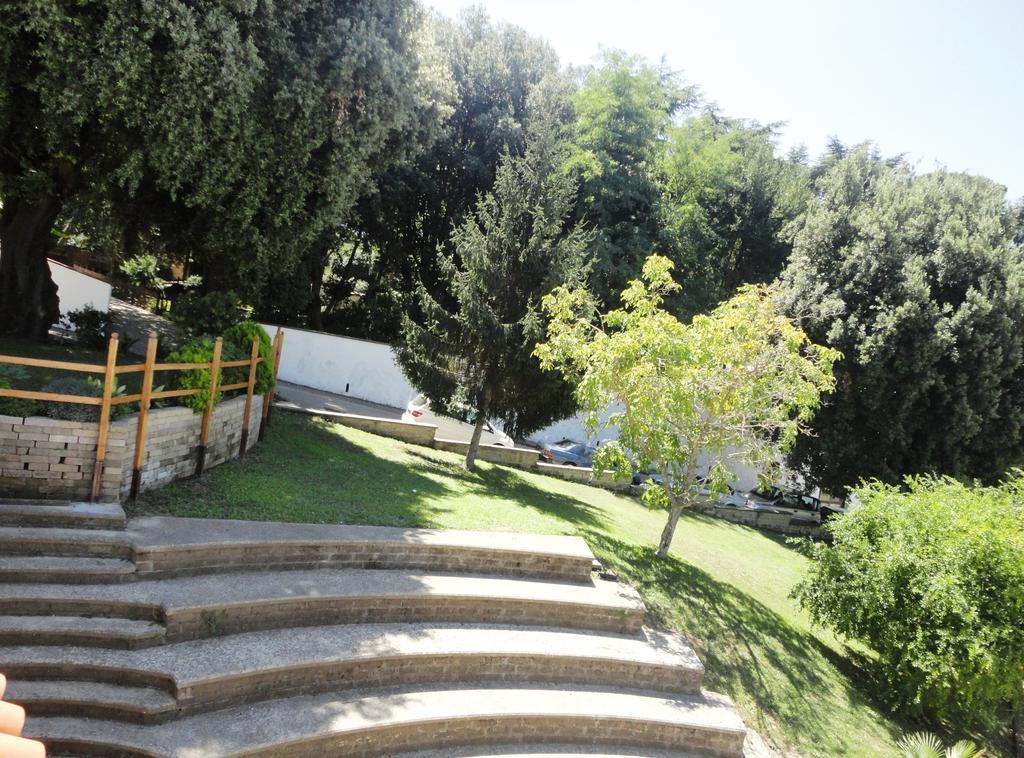Villa Altieri 알바노라치알레 외부 사진